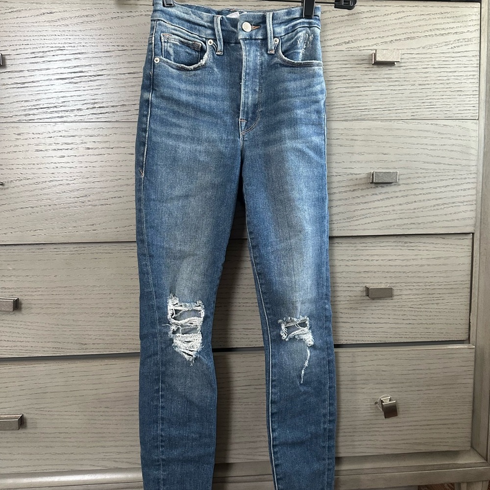Good American Women's Dark Wash Ripped Distressed Jeans